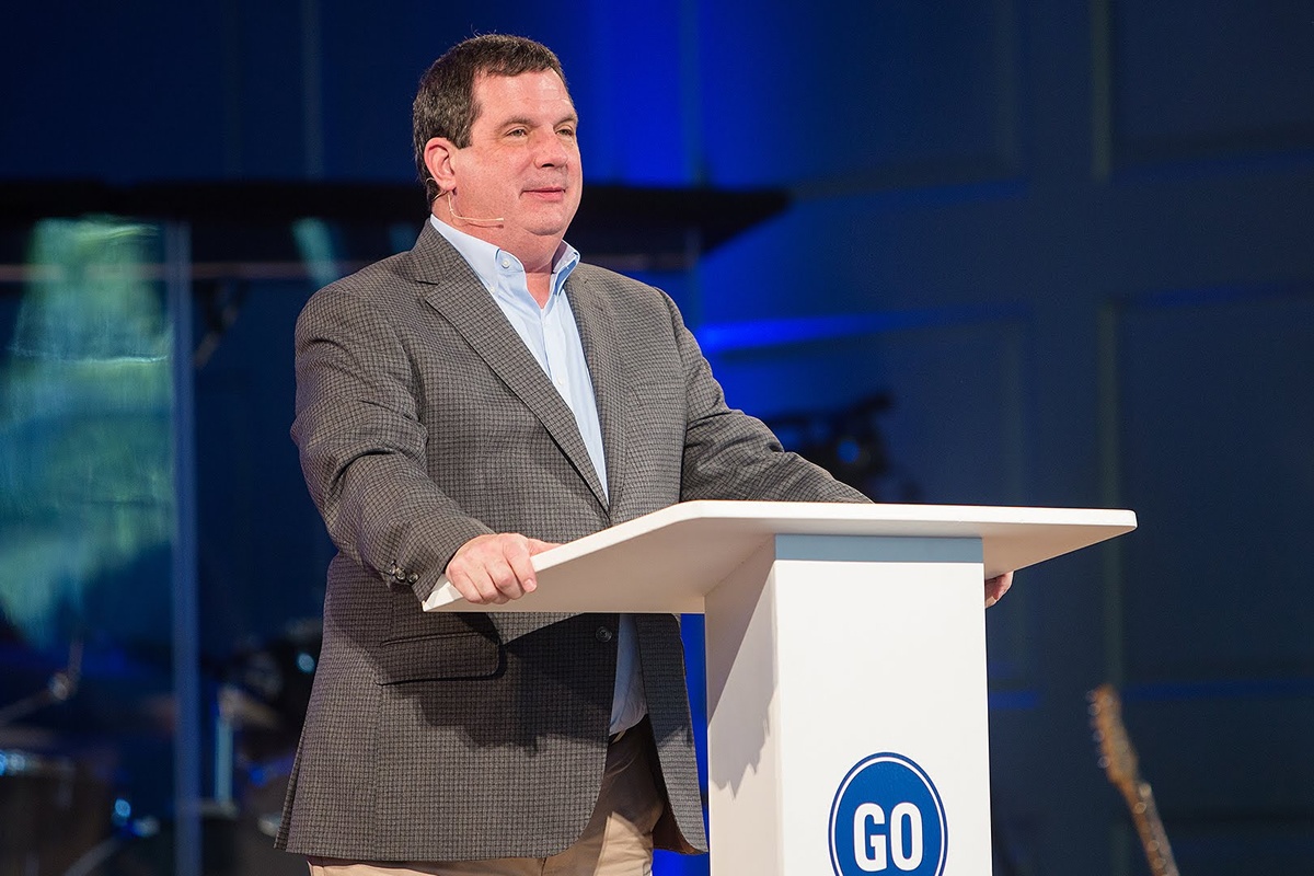 A Review of Thom Rainer’s “Who Moved my Pulpit” Church and Gospel